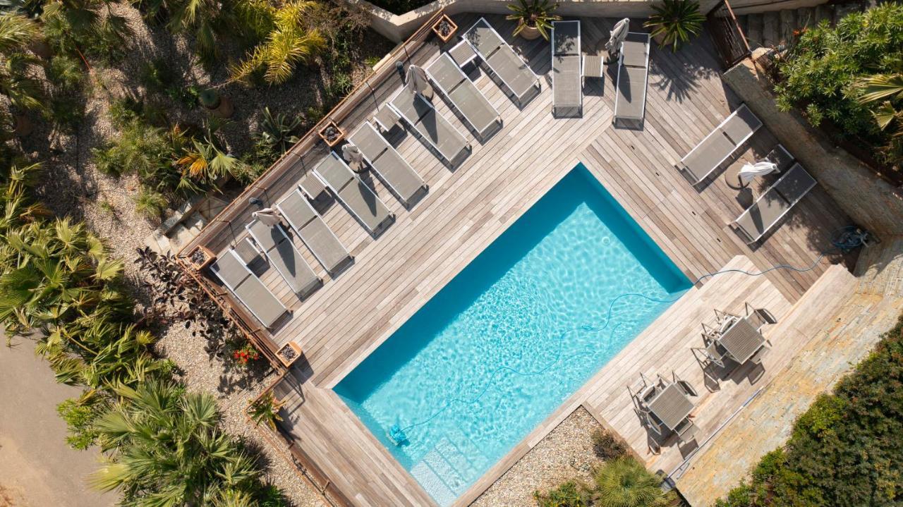 Suites In Erbalunga Ербалунга Екстериор снимка