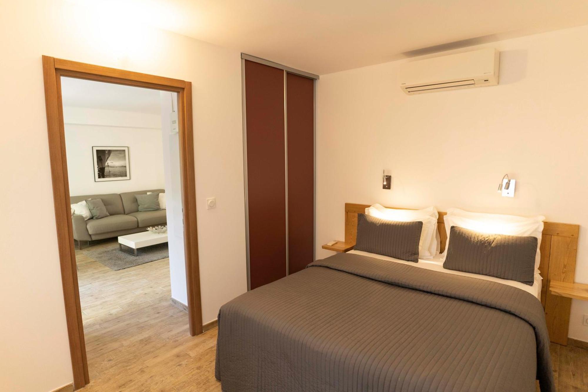 Suites In Erbalunga Ербалунга Стая снимка