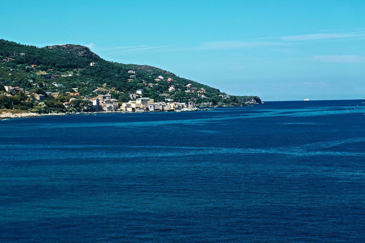 Suites In Erbalunga Ербалунга Екстериор снимка